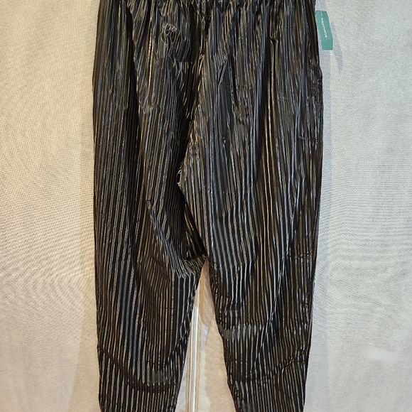SIXTH JUNE Shiny Plisse Elastic-Waist Pants - Picture 7 of 8